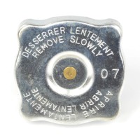 Tappo radiatore 25mm 0,7 bar Fiat 124 Spider, 124 Coupé Tappo radiatore 25mm 0,7 bar Fiat 124 Spider, 124 Coupé