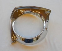 Enjoliveur de phare droit Fiat 1500 L - Fiat 1800 Enjoliveur de phare droit Fiat 1500 L - Fiat 1800