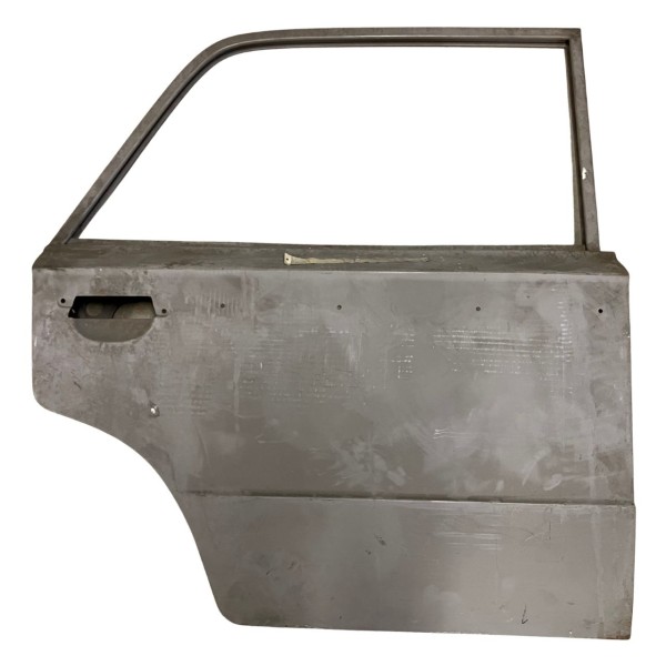 Puerta trasera derecha del Fiat 125