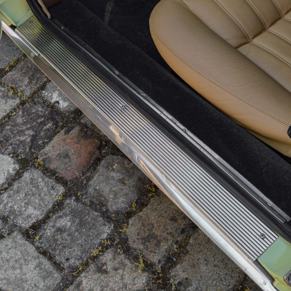 Footboard bande droite en acier inoxydable ou à gauche Fiat 124 Spider 66-85