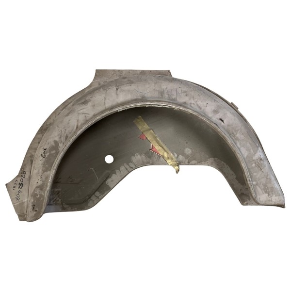 Rear left wheel arch Fiat 1100 R