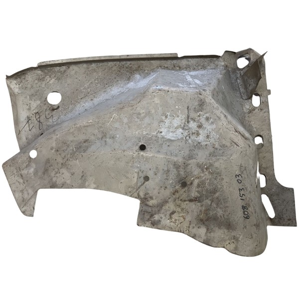 Passage de roue intérieur avant droit Fiat 850 Sport Coupe