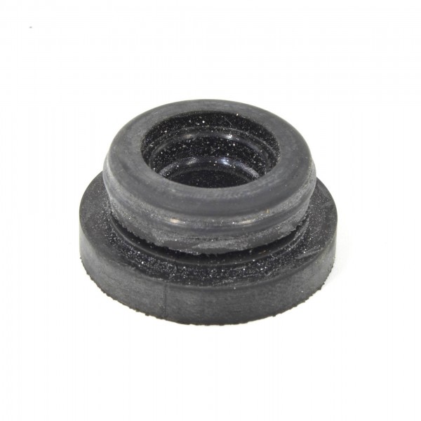 Rubber bushing for hose connector