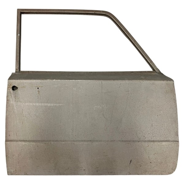 Puerta delantera derecha del Fiat 124 N