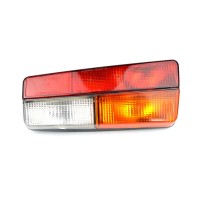 Rear light 2000 right Fiat 124 Spider (original) Rear light 2000 right Fiat 124 Spider (original)