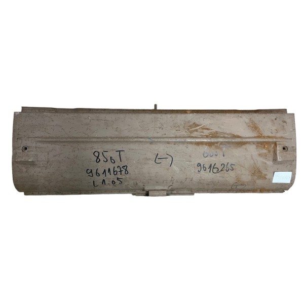 Lower rear panel (without thread for hinges) original Fiat 850 T