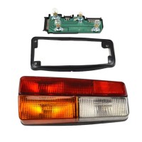 Fanale posteriore 2000 sinistro Fiat 124 Spider (con guarnizione e scheda elettronica) originale Fanale posteriore 2000 sinistro Fiat 124 Spider (con guarnizione e scheda elettronica) originale