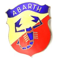 Abarth embleem groot geëmailleerd om vast te schroeven, 72 mm hoog Fiat 124 Spider Abarth embleem groot geëmailleerd om vast te schroeven, 72 mm hoog Fiat 124 Spider