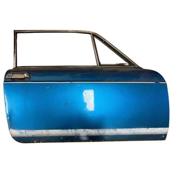 Puerta derecha del Fiat 850 Coupé (hasta el 330214)